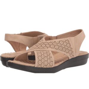 Easy Street Women's Claudia Wedge Sandal Size 7.5 Sand/Gore